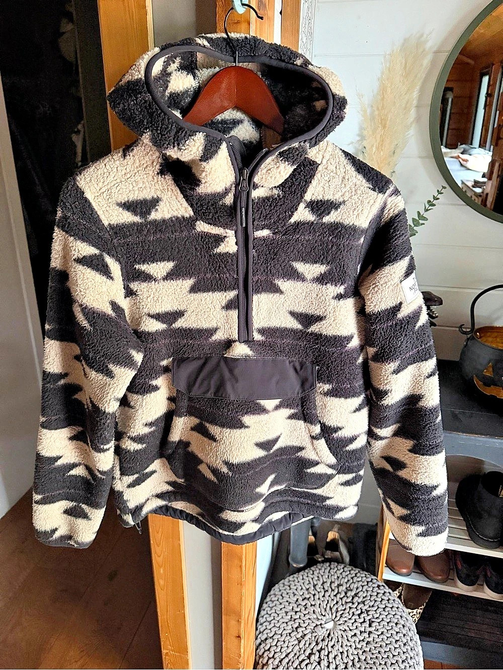 The North Face Campshire Pullover Hoodie Geometric Fleece Medium
